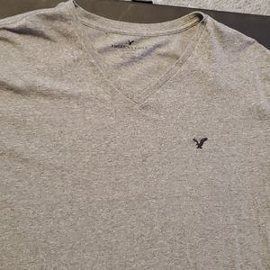 American Eagle Mens V Neck T shirt